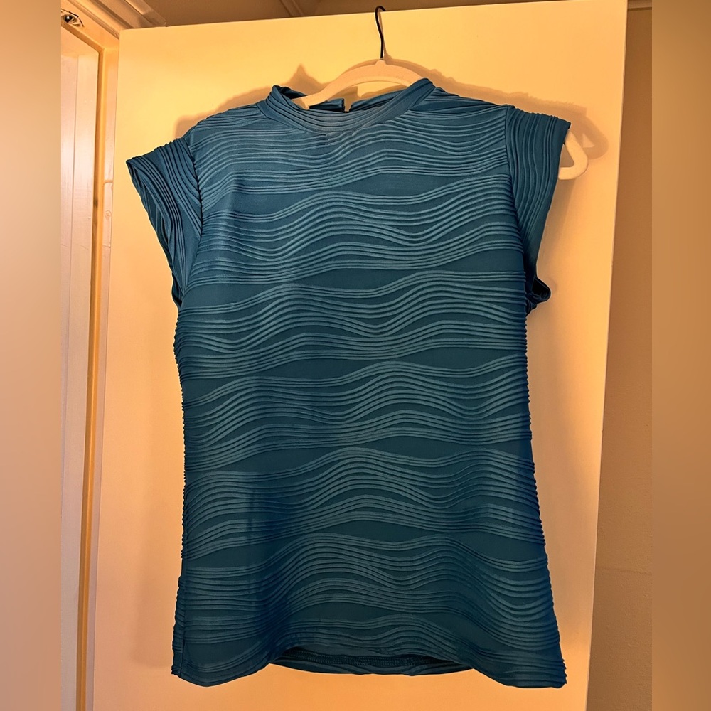 Short sleeve textured Blue Blouse